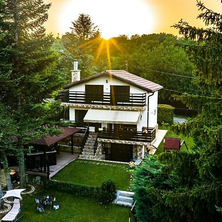 Вила Теkето I Vila Teketo Family Guest House Nikolovo Bagian luar foto