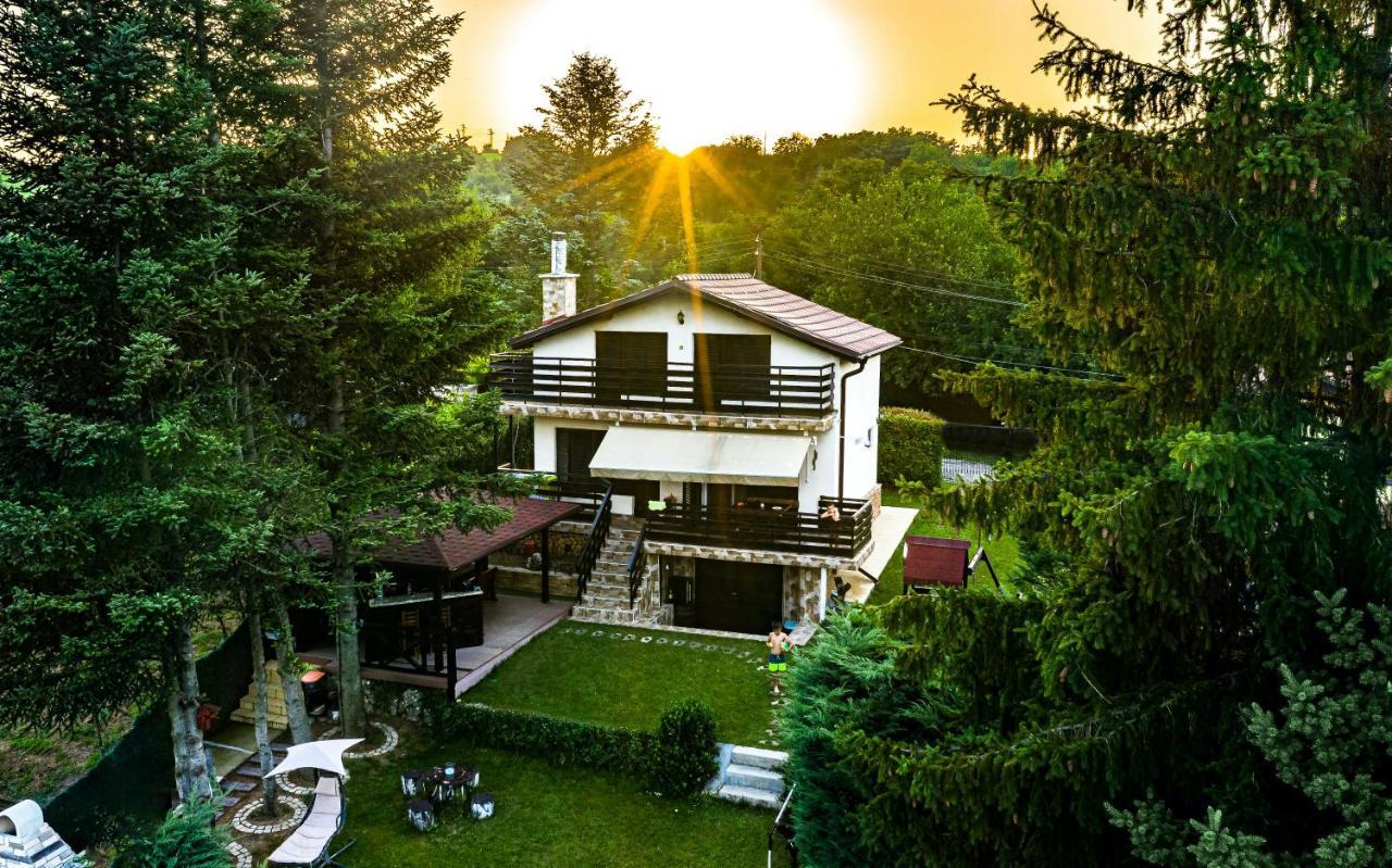 Вила Теkето I Vila Teketo Family Guest House Nikolovo Bagian luar foto