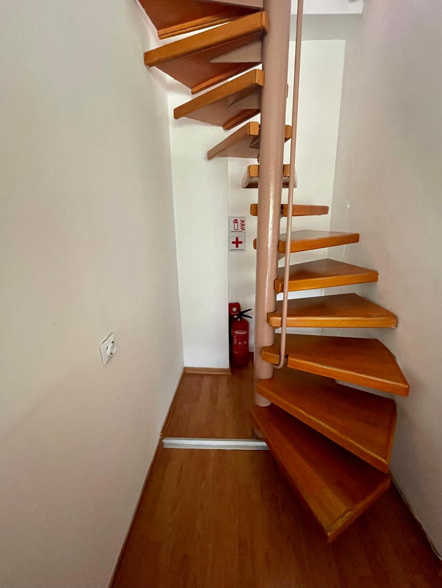 Вила Теkето I Vila Teketo Family Guest House Nikolovo Bagian luar foto