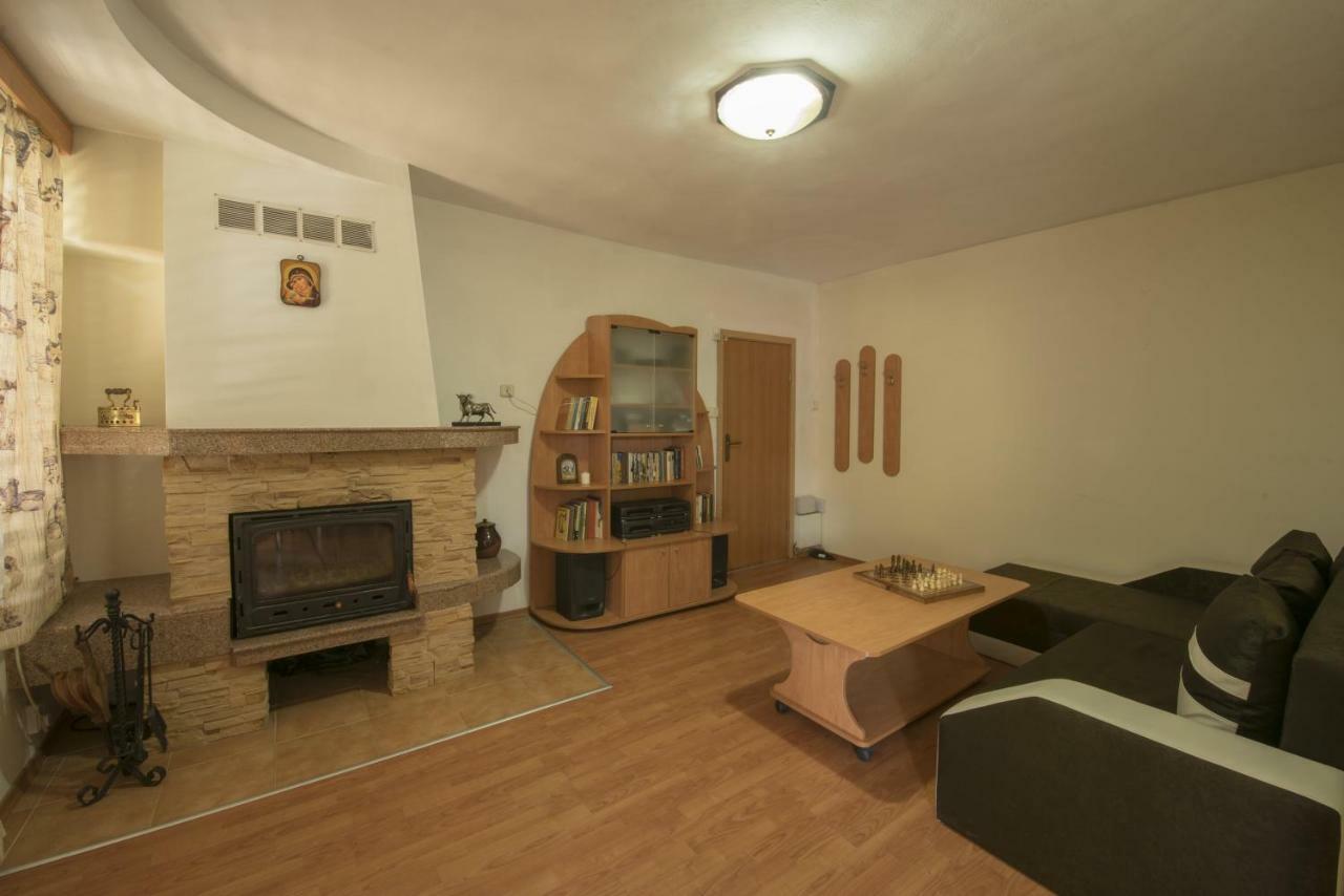 Вила Теkето I Vila Teketo Family Guest House Nikolovo Bagian luar foto
