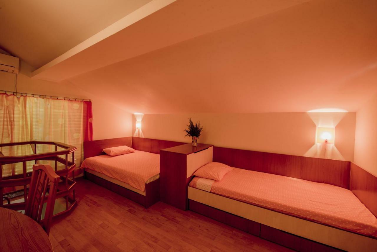 Вила Теkето I Vila Teketo Family Guest House Nikolovo Bagian luar foto